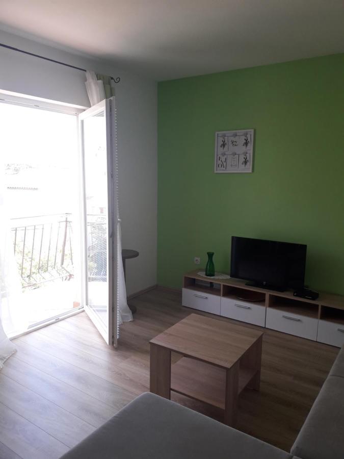 Apartmani Tomljenovic 센 외부 사진