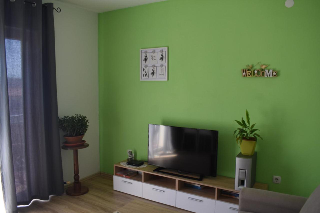 Apartmani Tomljenovic 센 외부 사진